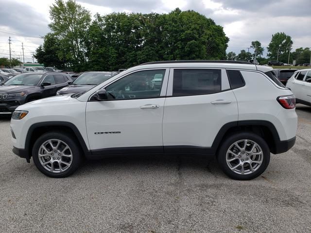 2024 Jeep Compass Latitude Lux