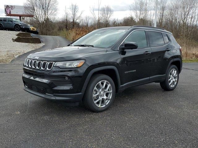 2024 Jeep Compass Latitude Lux