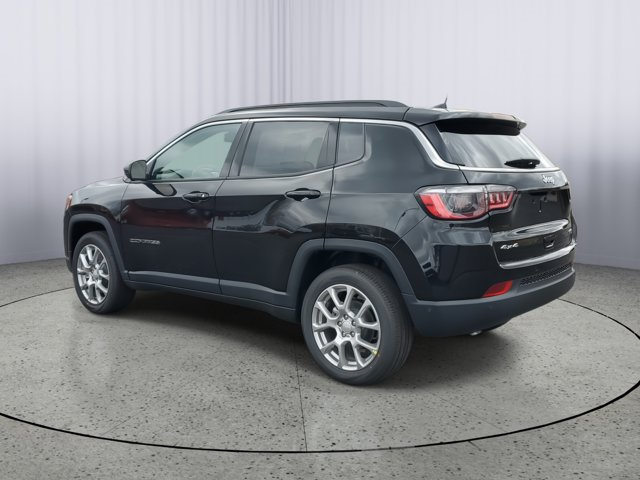 2024 Jeep Compass Latitude Lux