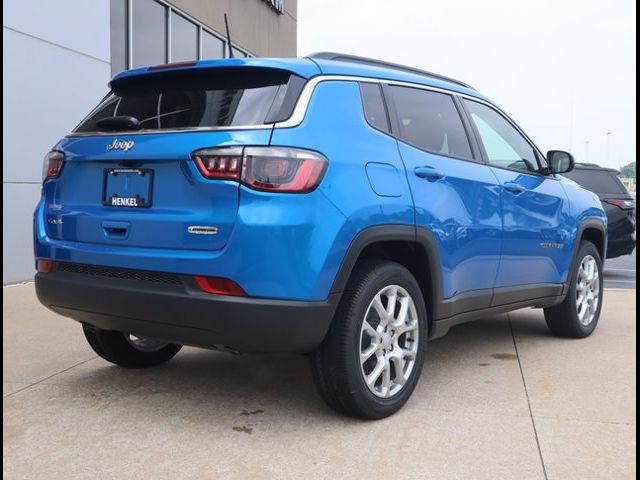 2024 Jeep Compass Latitude Lux