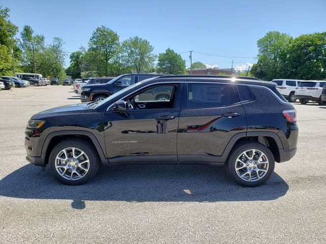 2024 Jeep Compass Latitude Lux