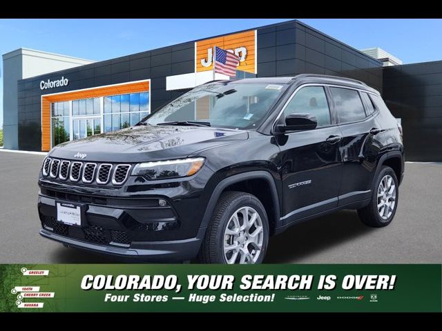 2024 Jeep Compass Latitude Lux