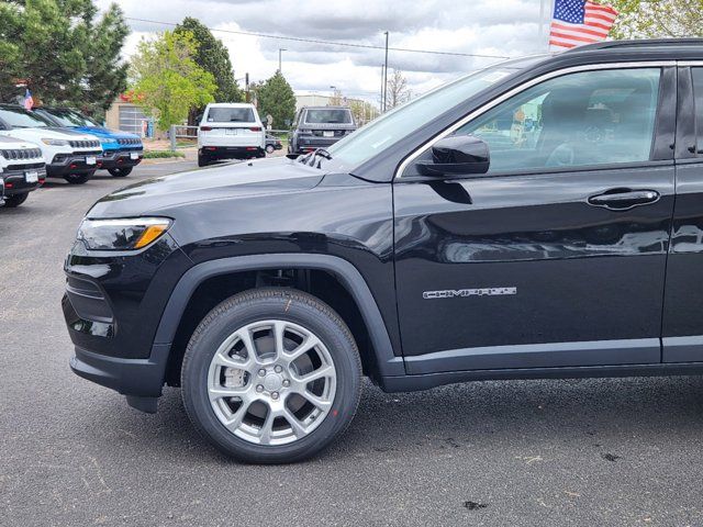 2024 Jeep Compass Latitude Lux