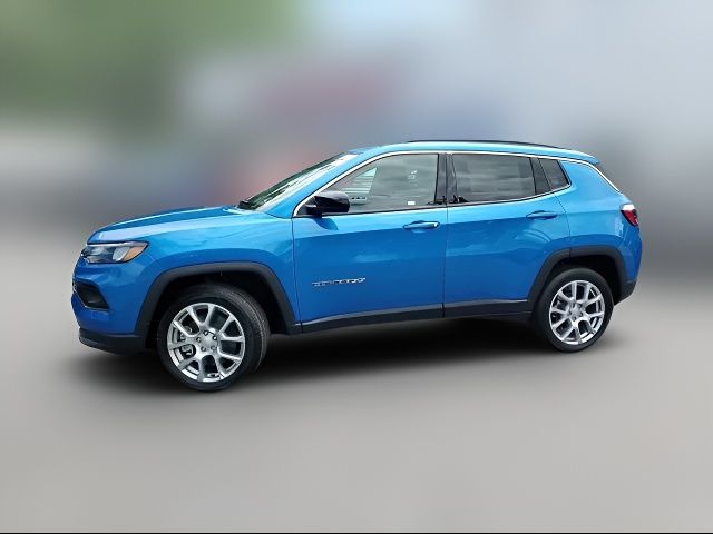 2024 Jeep Compass Latitude Lux