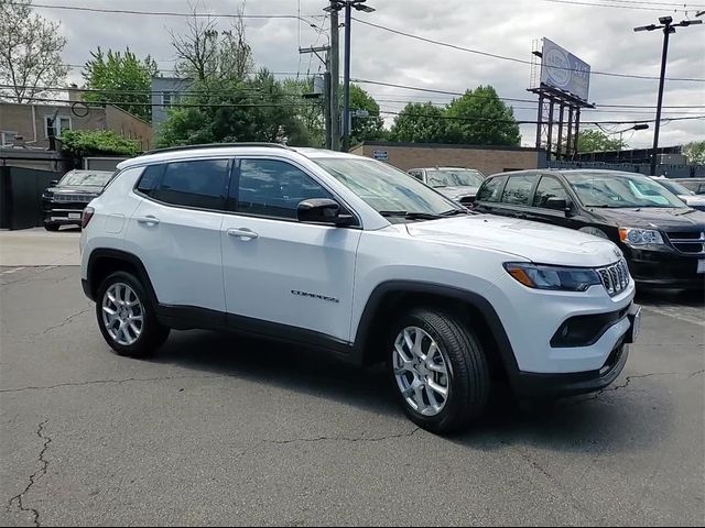 2024 Jeep Compass Latitude Lux