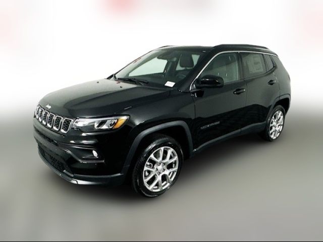 2024 Jeep Compass Latitude Lux