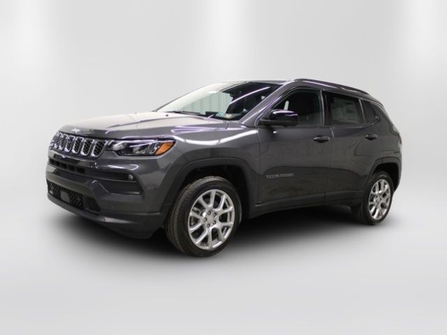 2024 Jeep Compass Latitude Lux