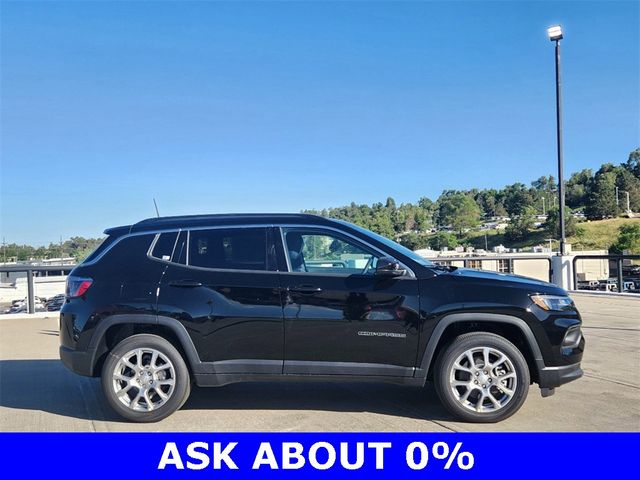 2024 Jeep Compass Latitude Lux