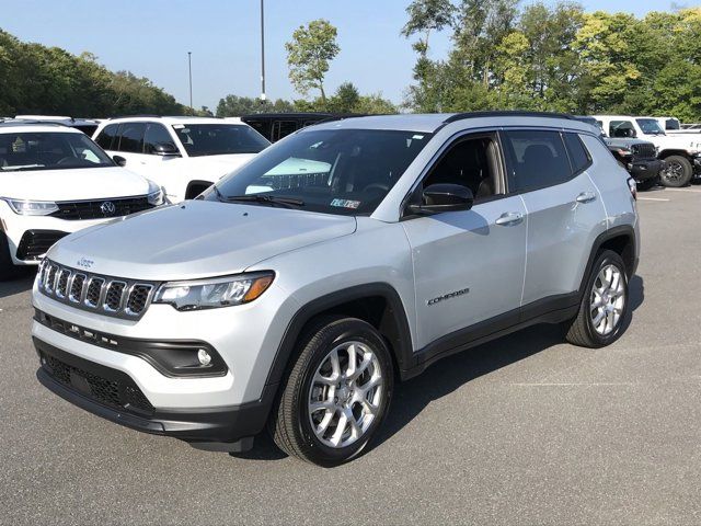 2024 Jeep Compass Latitude Lux