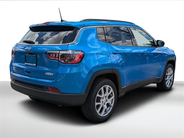 2024 Jeep Compass Latitude Lux