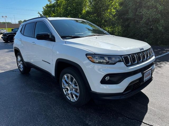 2024 Jeep Compass Latitude Lux