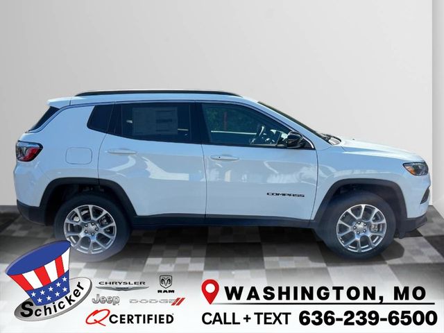 2024 Jeep Compass Latitude Lux