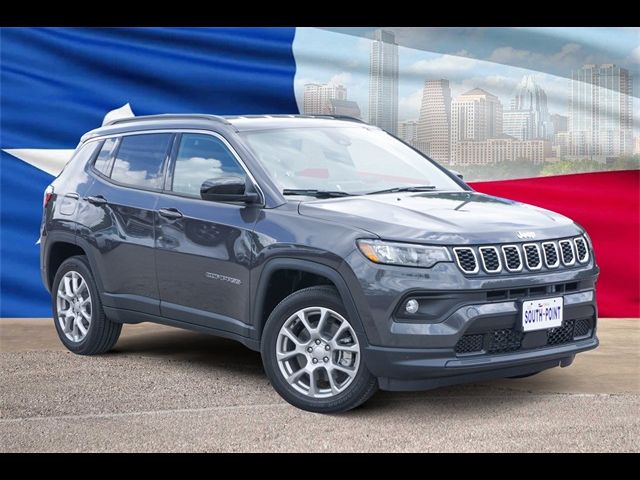 2024 Jeep Compass Latitude Lux