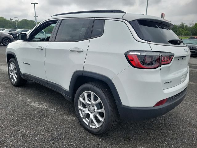 2024 Jeep Compass Latitude Lux