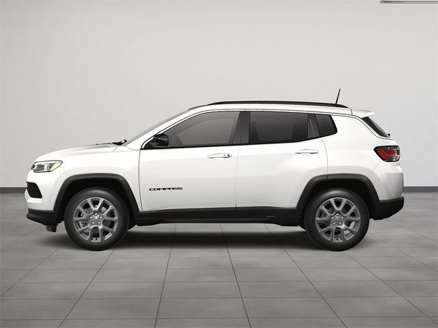 2024 Jeep Compass Latitude Lux