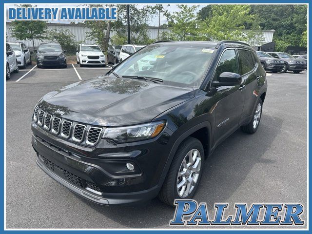 2024 Jeep Compass Latitude Lux