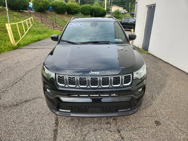 2024 Jeep Compass Latitude Lux