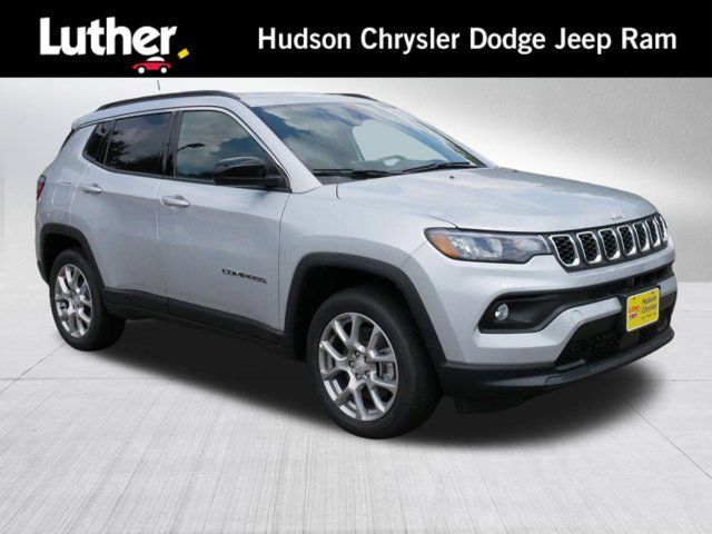 2024 Jeep Compass Latitude Lux