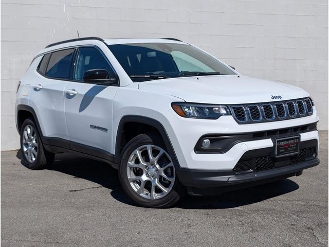 2024 Jeep Compass Latitude Lux