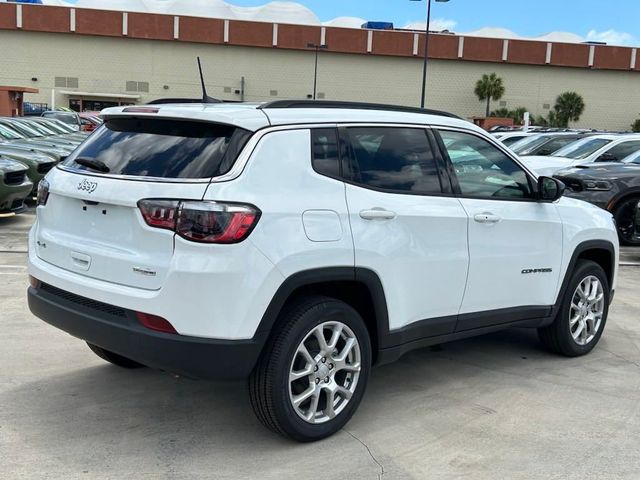 2024 Jeep Compass Latitude Lux