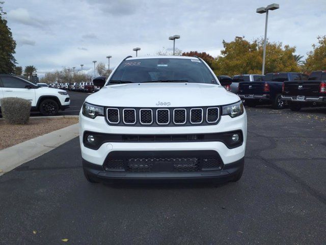 2024 Jeep Compass Latitude Lux