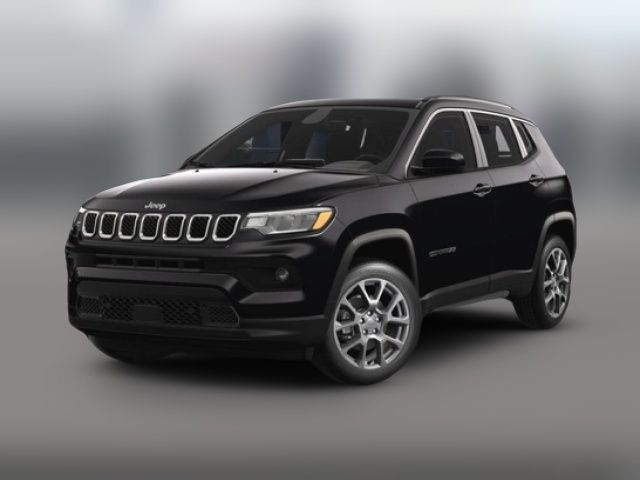 2024 Jeep Compass Latitude Lux