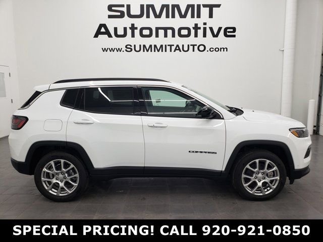 2024 Jeep Compass Latitude Lux