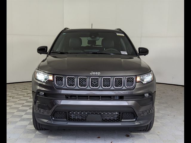 2024 Jeep Compass Latitude Lux