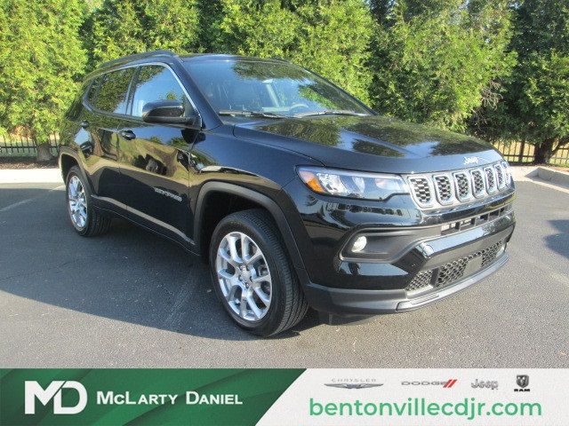 2024 Jeep Compass Latitude Lux