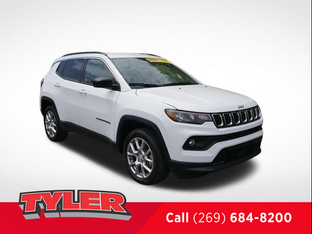 2024 Jeep Compass Latitude Lux