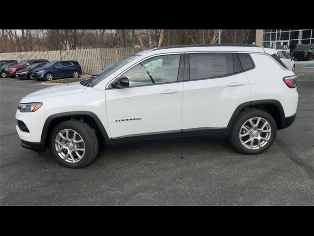 2024 Jeep Compass Latitude Lux