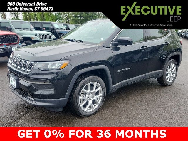 2024 Jeep Compass Latitude Lux