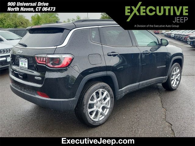 2024 Jeep Compass Latitude Lux