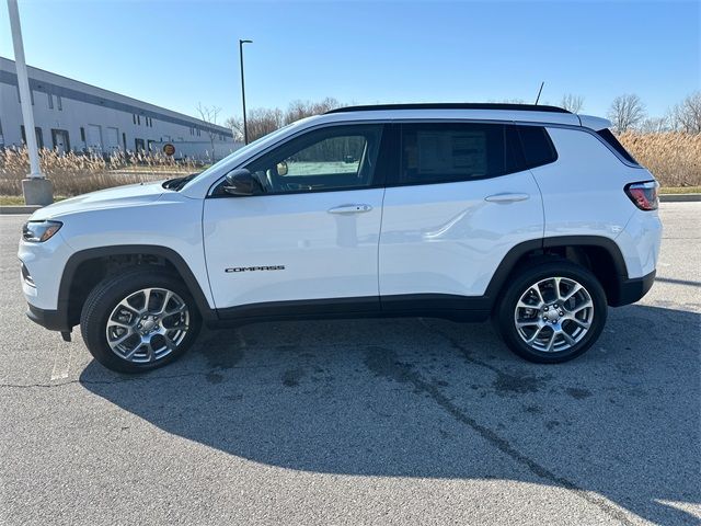 2024 Jeep Compass Latitude Lux