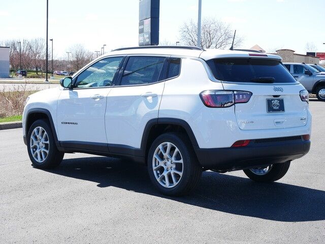 2024 Jeep Compass Latitude Lux