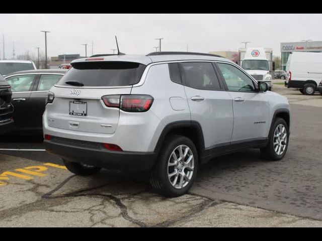 2024 Jeep Compass Latitude Lux