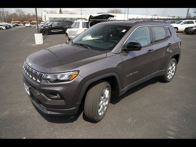 2024 Jeep Compass Latitude Lux