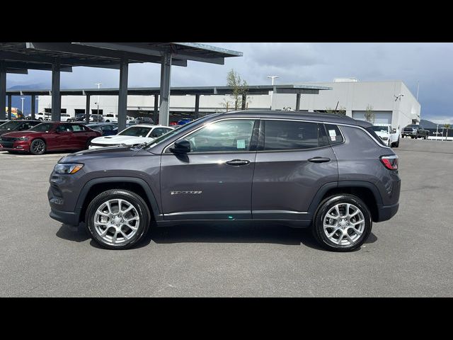 2024 Jeep Compass Latitude Lux