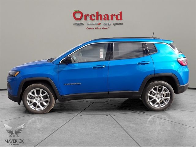 2024 Jeep Compass Latitude Lux