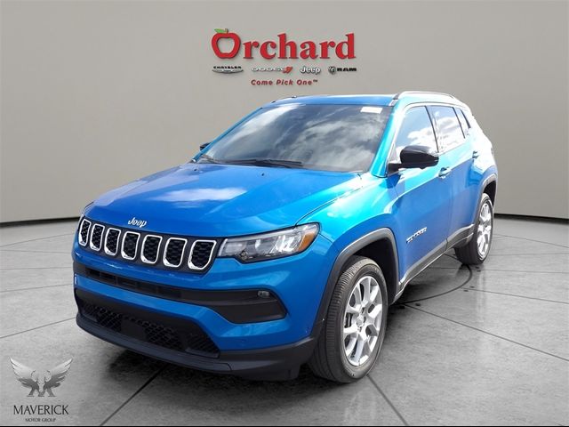 2024 Jeep Compass Latitude Lux