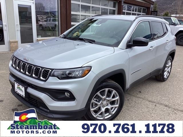 2024 Jeep Compass Latitude Lux