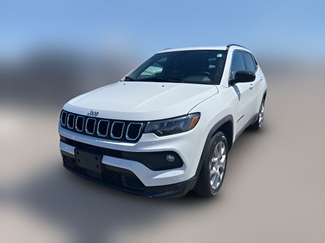 2024 Jeep Compass Latitude Lux