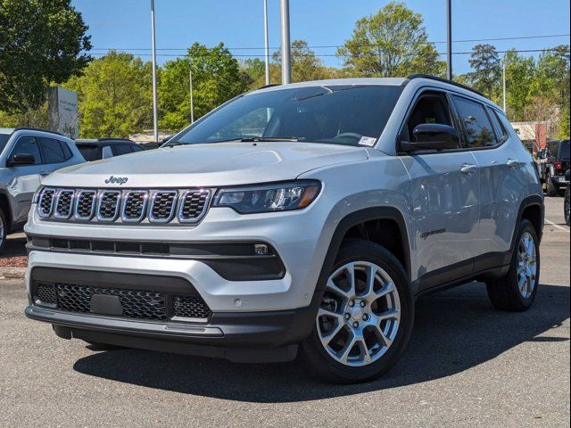 2024 Jeep Compass Latitude Lux