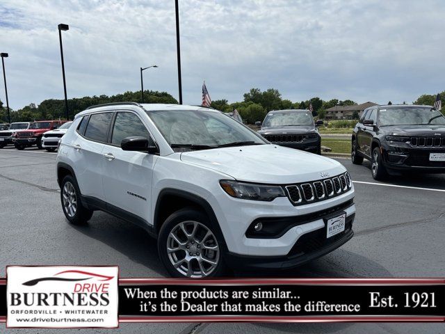 2024 Jeep Compass Latitude Lux