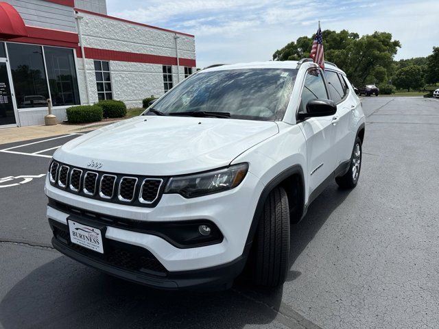 2024 Jeep Compass Latitude Lux