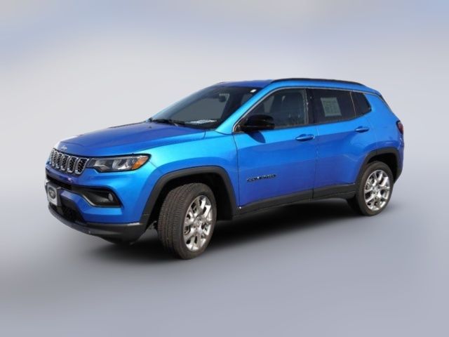 2024 Jeep Compass Latitude Lux