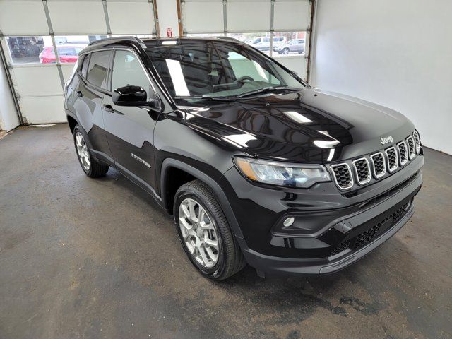 2024 Jeep Compass Latitude Lux