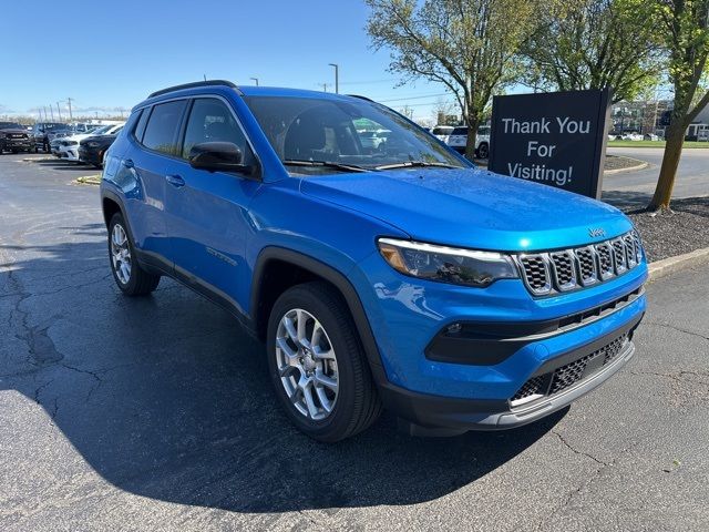 2024 Jeep Compass Latitude Lux