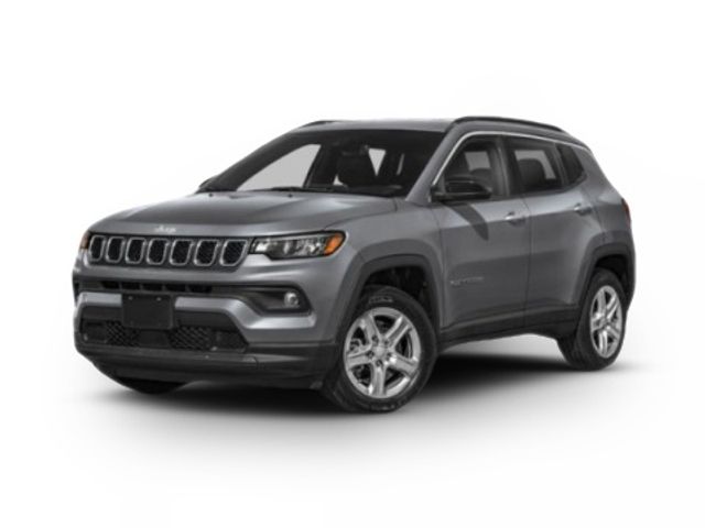 2024 Jeep Compass Latitude Lux