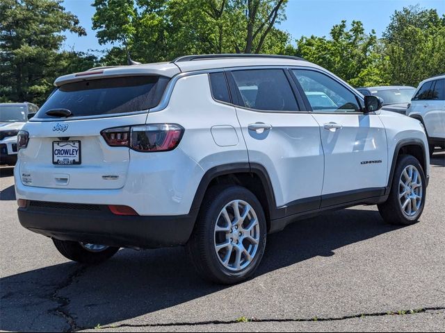 2024 Jeep Compass Latitude Lux